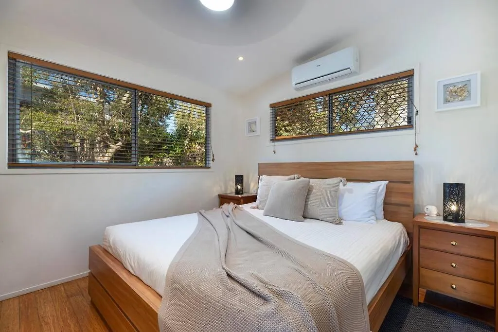 Holiday home Delightful Dicky Beach 3 Bedroom Holiday House Caloundra