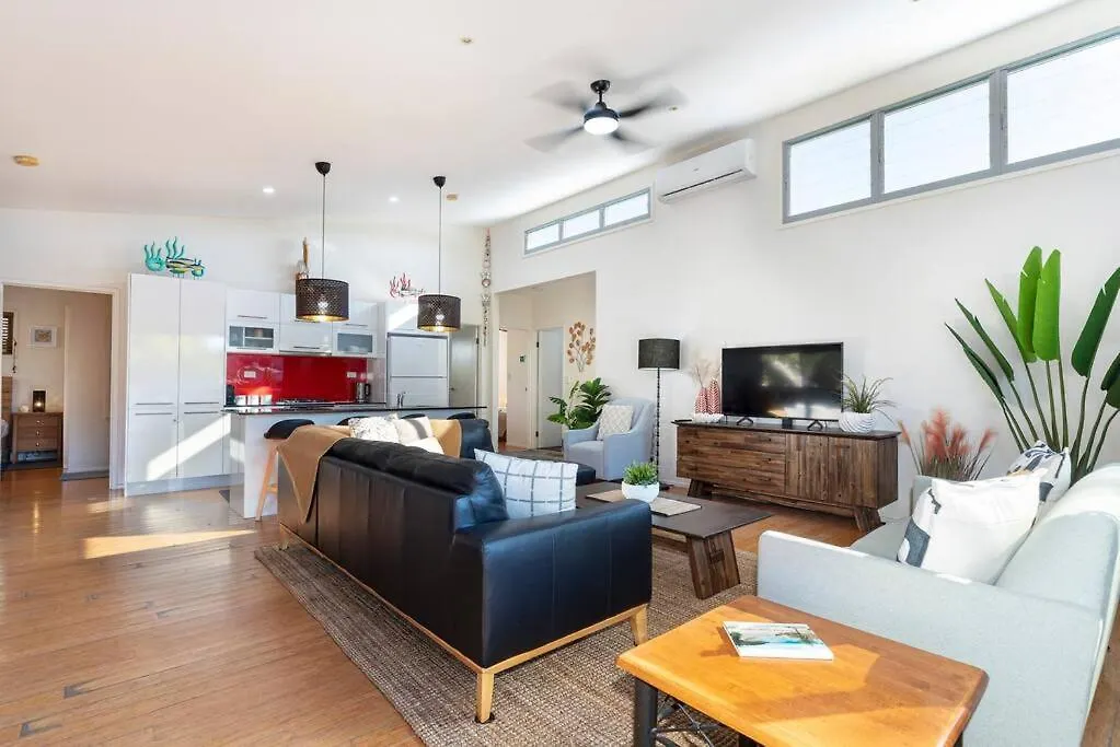 Holiday home Delightful Dicky Beach 3 Bedroom Holiday House Caloundra Australia